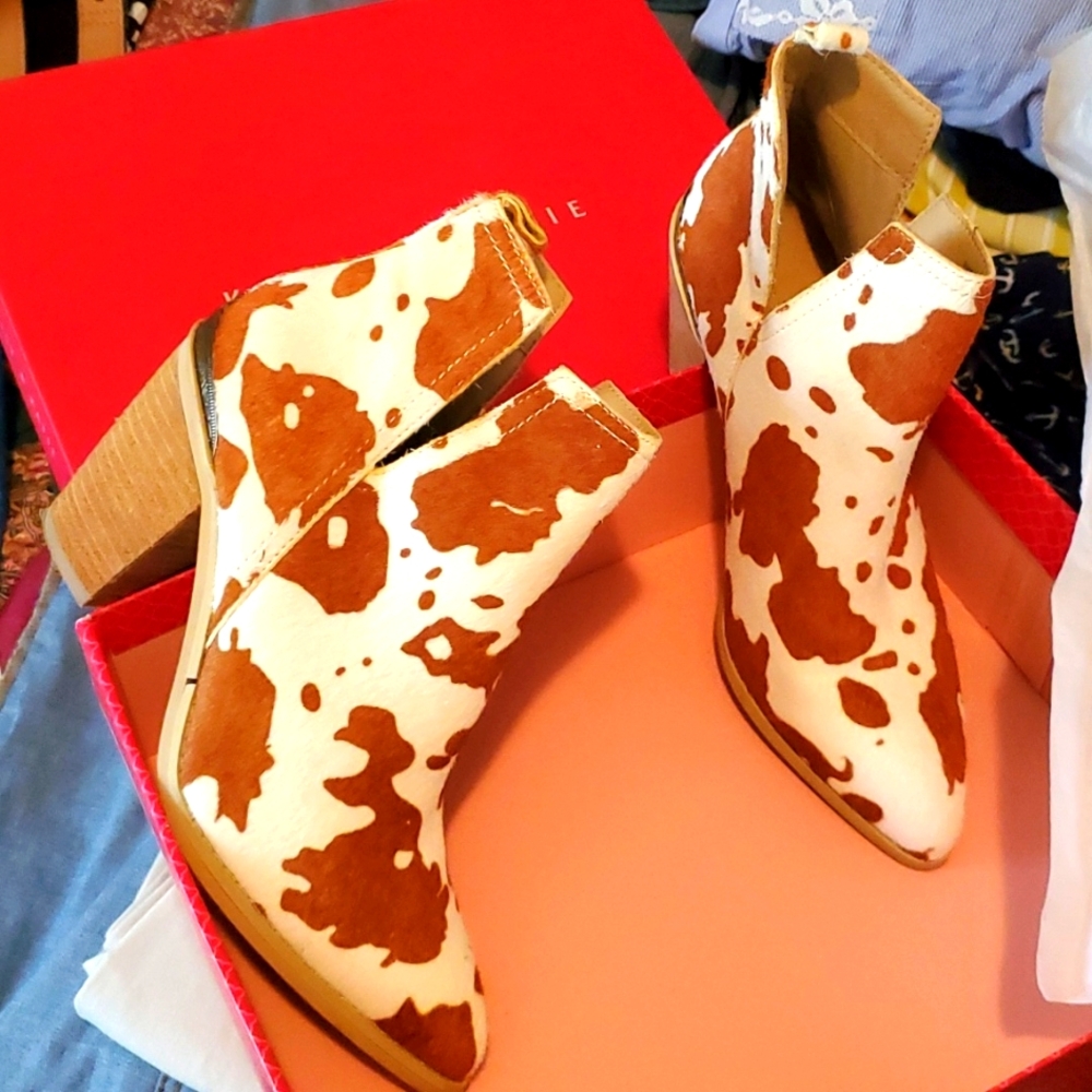 Womens NWT Western Boots by Kelly & Katie